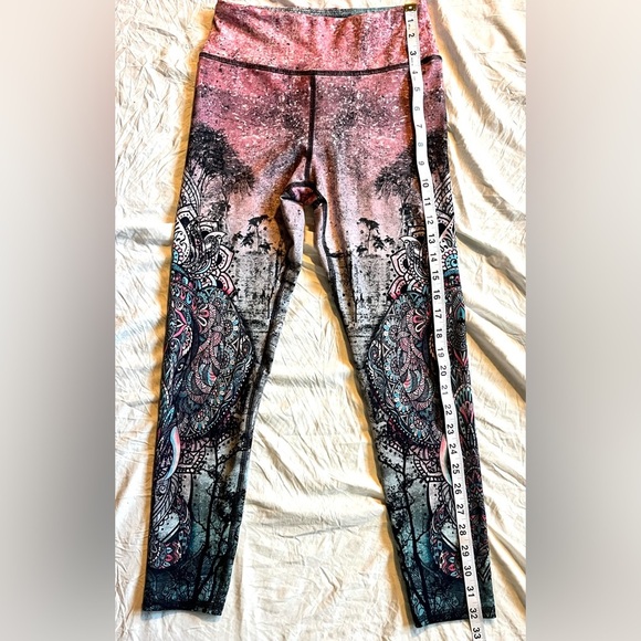 Evolution and Creation Multicolored Patterned Leggings Women’s Size Small - Picture 7 of 13
